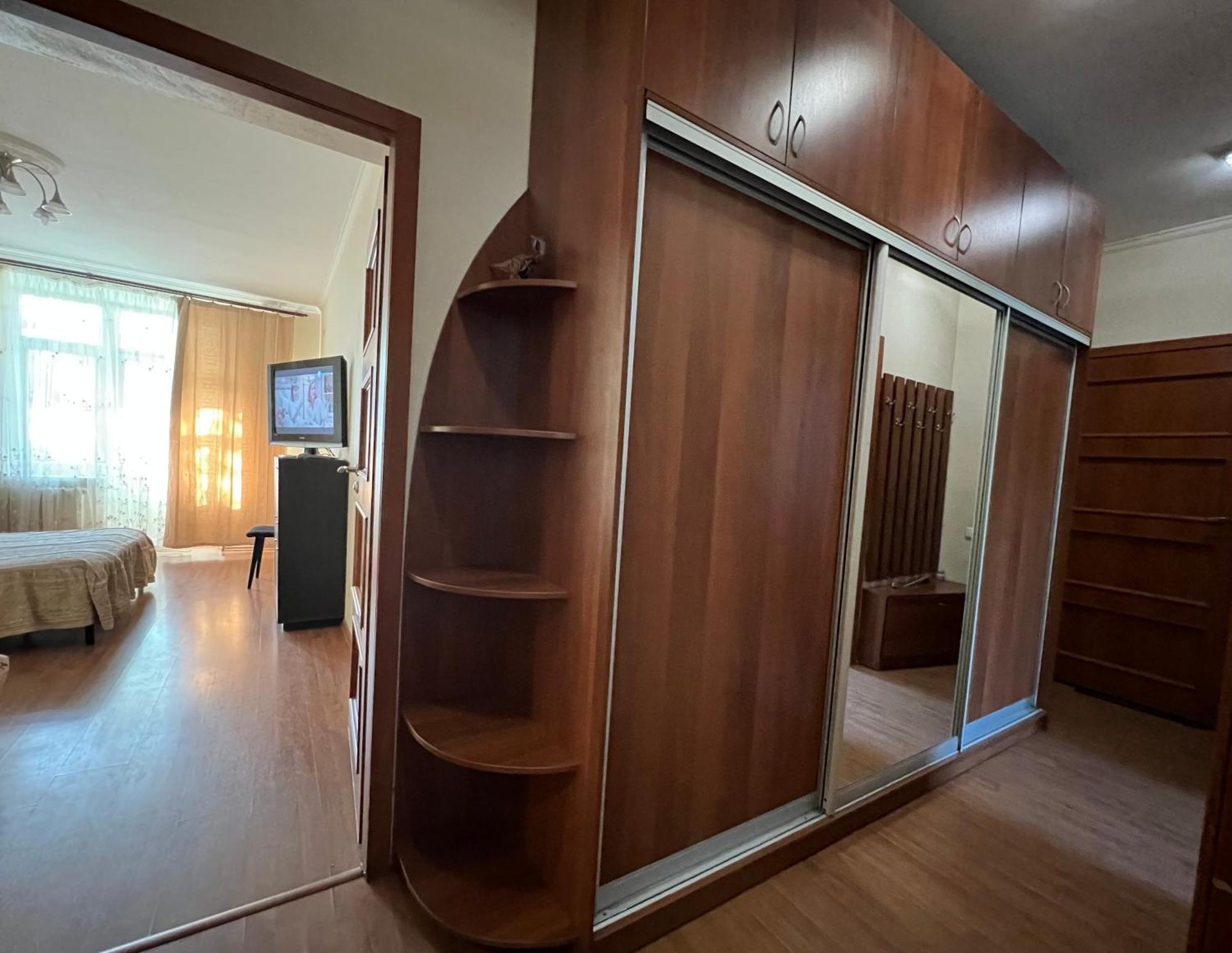 Apartment On Skorykovskyi Lane 4 Dnipro Exteriör bild