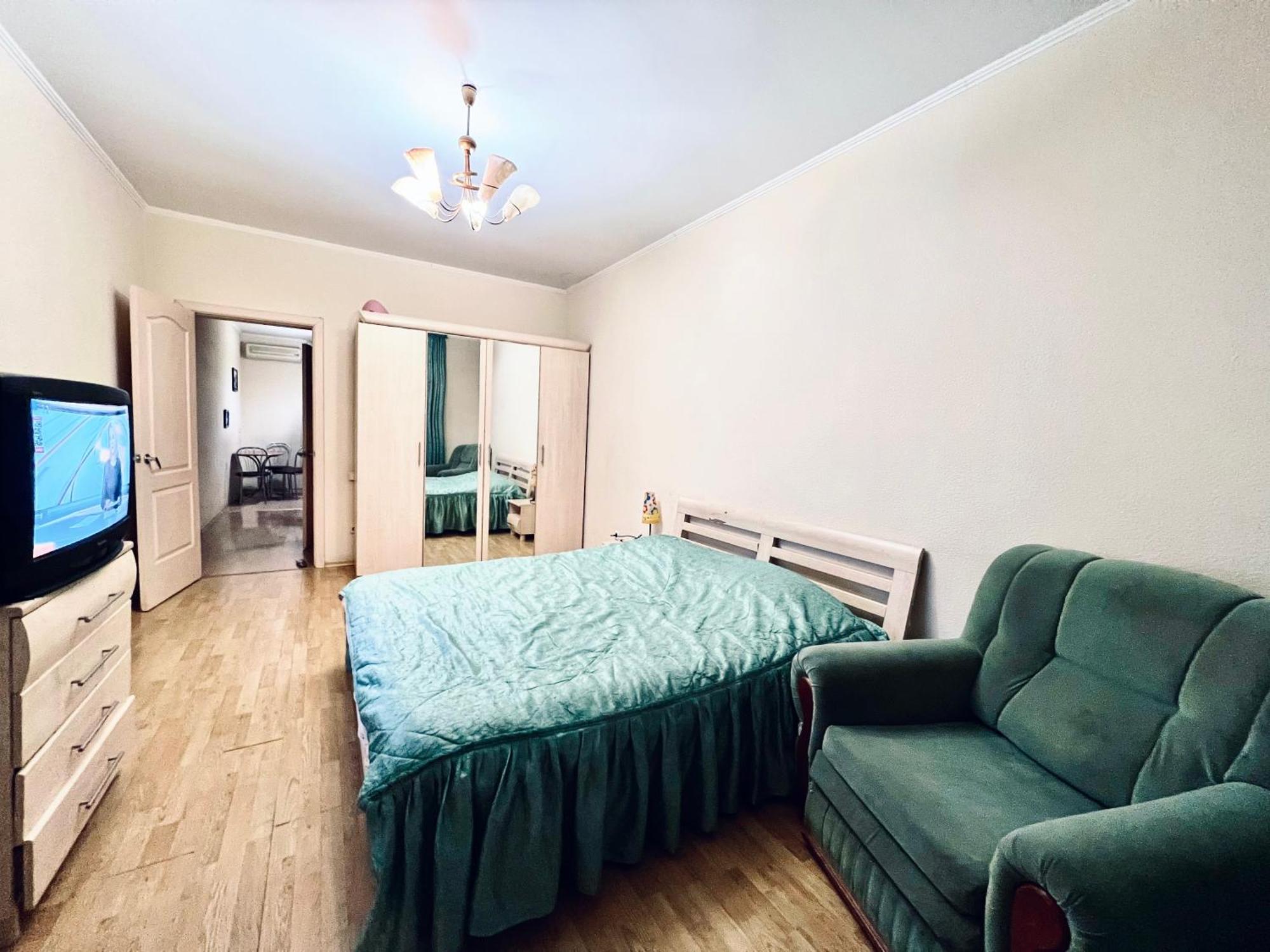 Apartment On Skorykovskyi Lane 4 Dnipro Exteriör bild