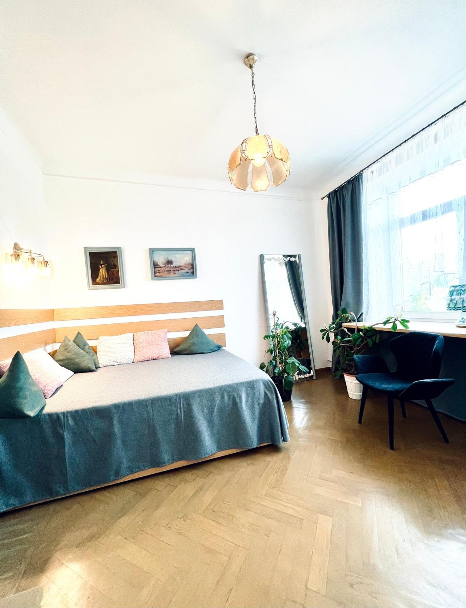 Apartment On Skorykovskyi Lane 4 Dnipro Exteriör bild